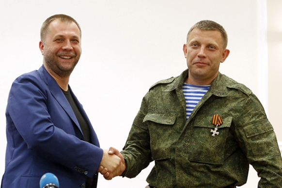 А. Захарченко по праву носит Георгиевский крест ДНР за особые заслуги в деле борьбы за независимости