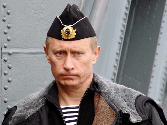 Владимир Путин в пилотке