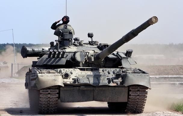 Боевая машина Т-80 с мощнейшей газотурбинной силовой установкой