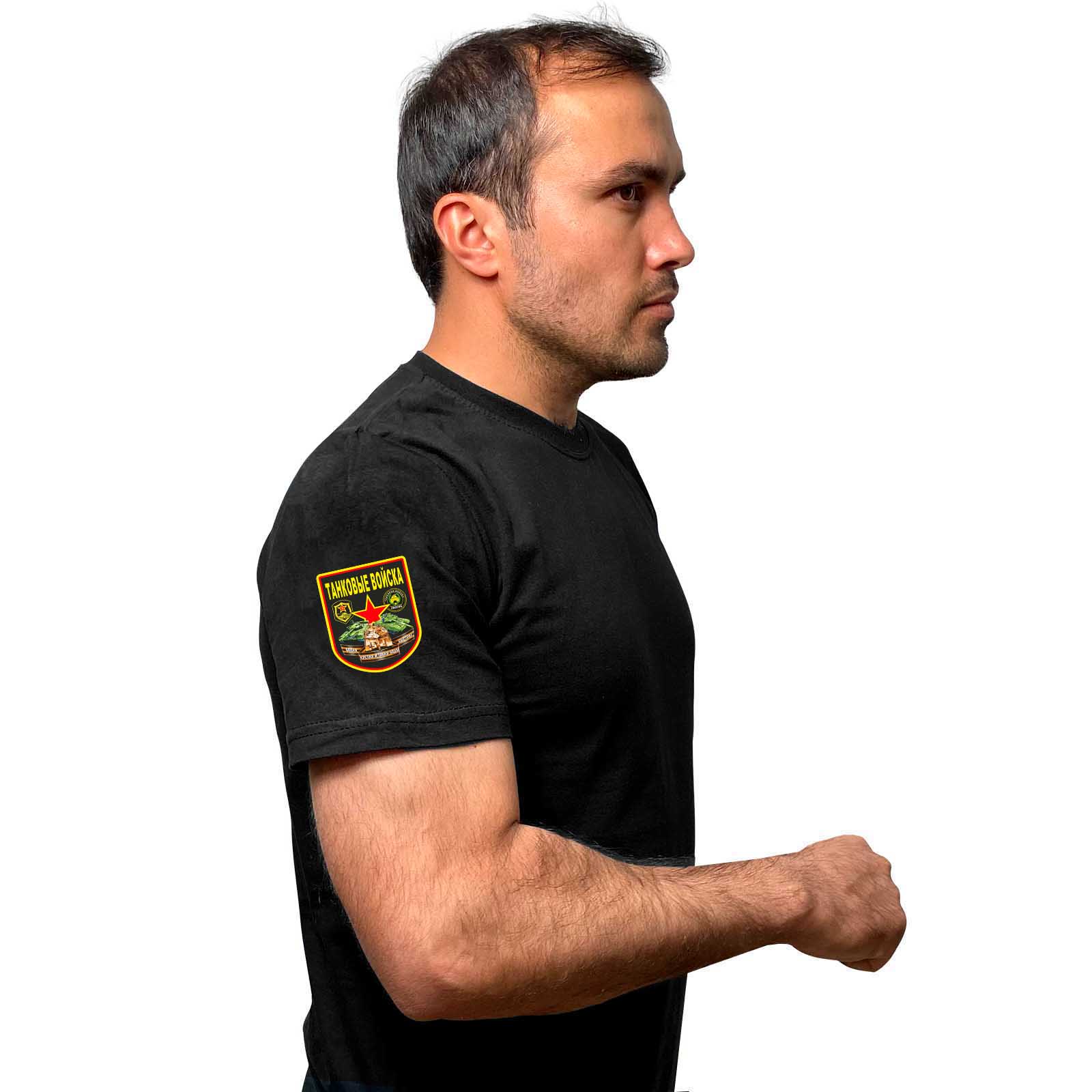 Купить трендовую черную футболку с термотрансфером Танковые Войска онлайн