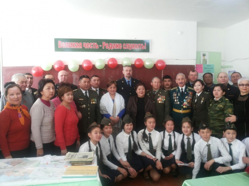Встреча ветеранов Нарынского пограничного отряда на юбилей части. Кыргызстан