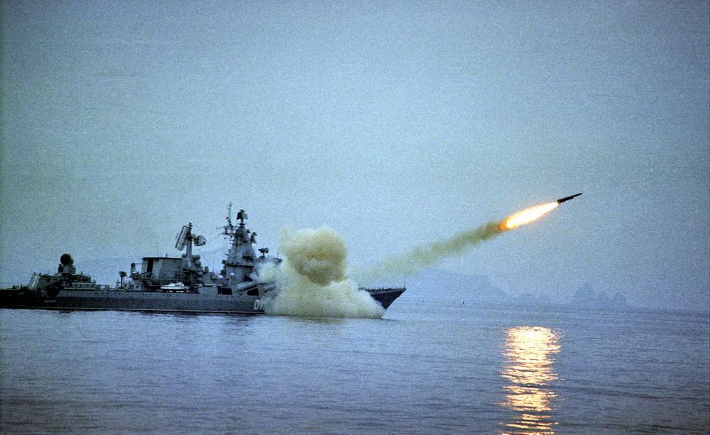 Пуски ракет кораблей Тихоокеанского флота