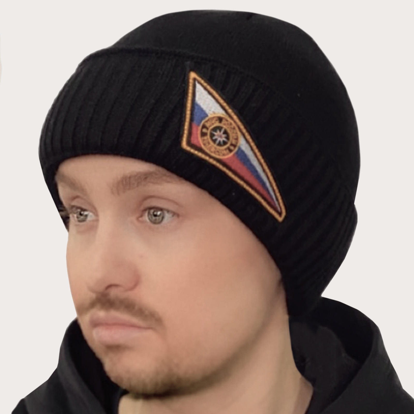 Купить вязанную шапку с нашивкой "МЧС России" недорого