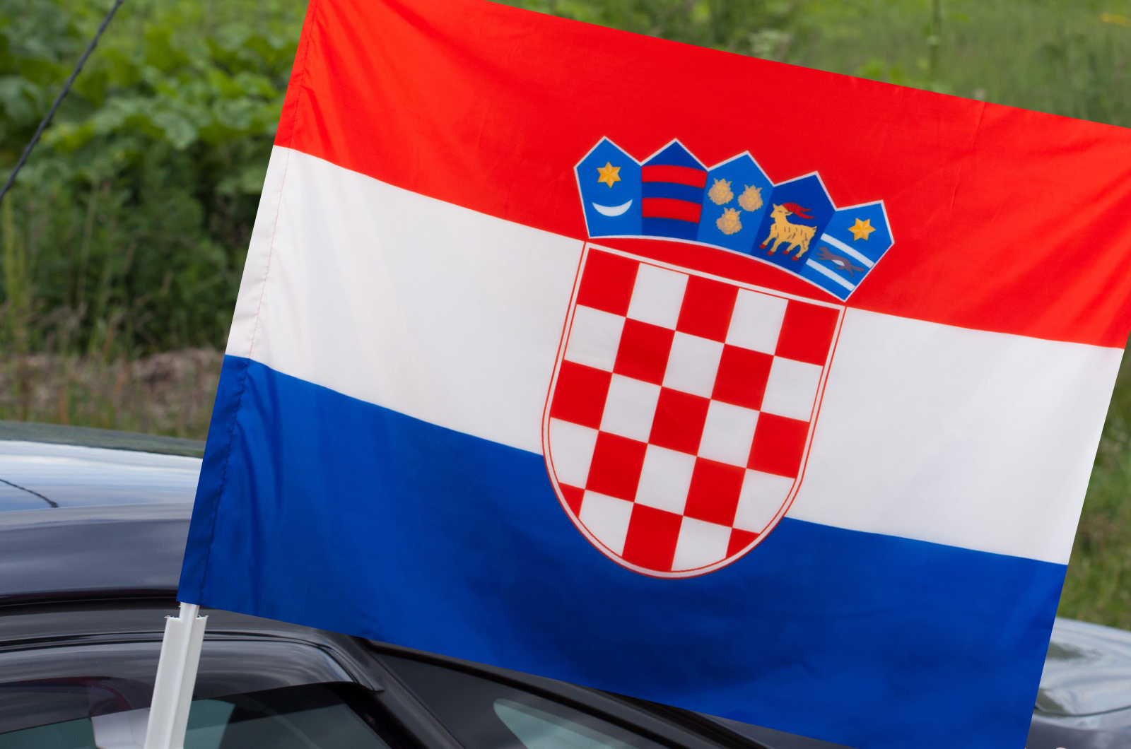 Купить автомобильный флаг Хорватии с доставкой