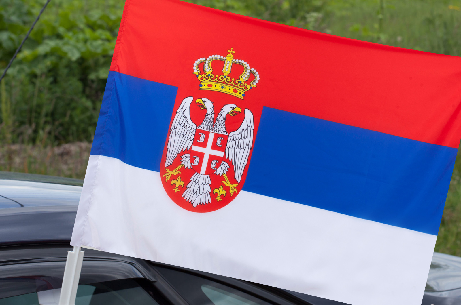Купить автомобильный флаг Сербии по выгодной цене