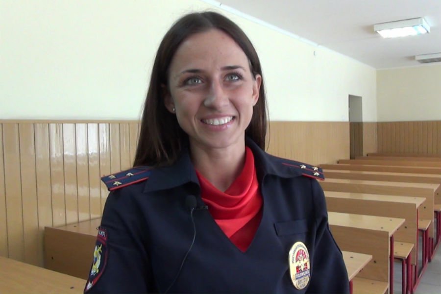 Лучший участковый уполномоченный полиции Калининградской области - Юлия Косматенко, 25 лет
