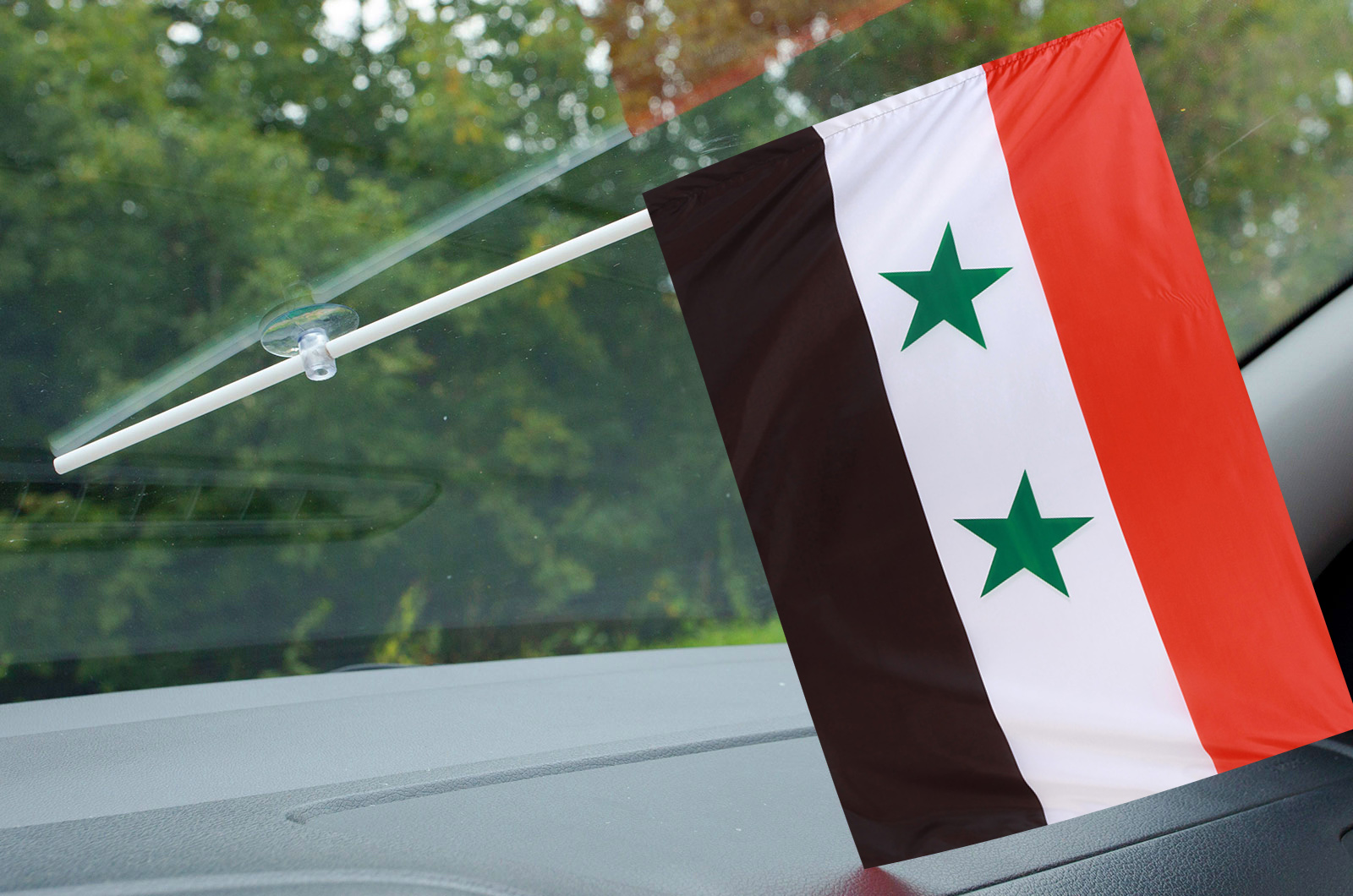 Флажок Сирии в машину по выгодной цене