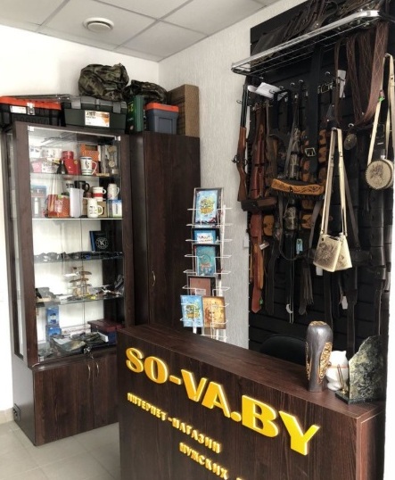Ножи и мужские сувениры в магазине So-Va на Дунина-Марцинкевича в Минске