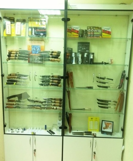 Ножи в магазине "По перу" на Дзержинского в Рязани