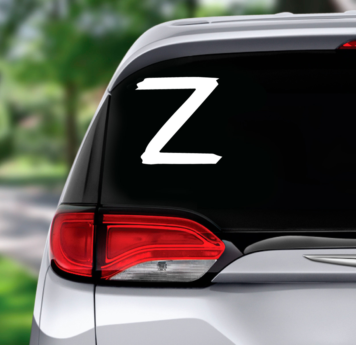 Наклейка в виде буквы «Z»
