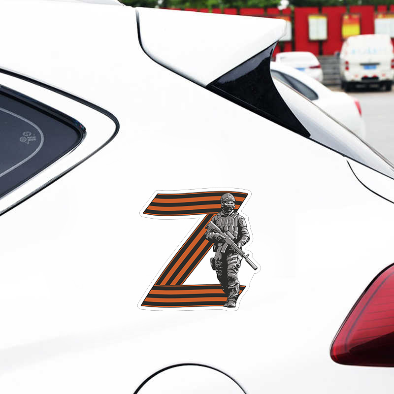 Наклейка на машину в виде "Z"