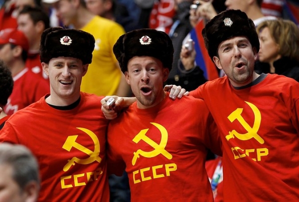 Фанатские футболки с символикой СССР