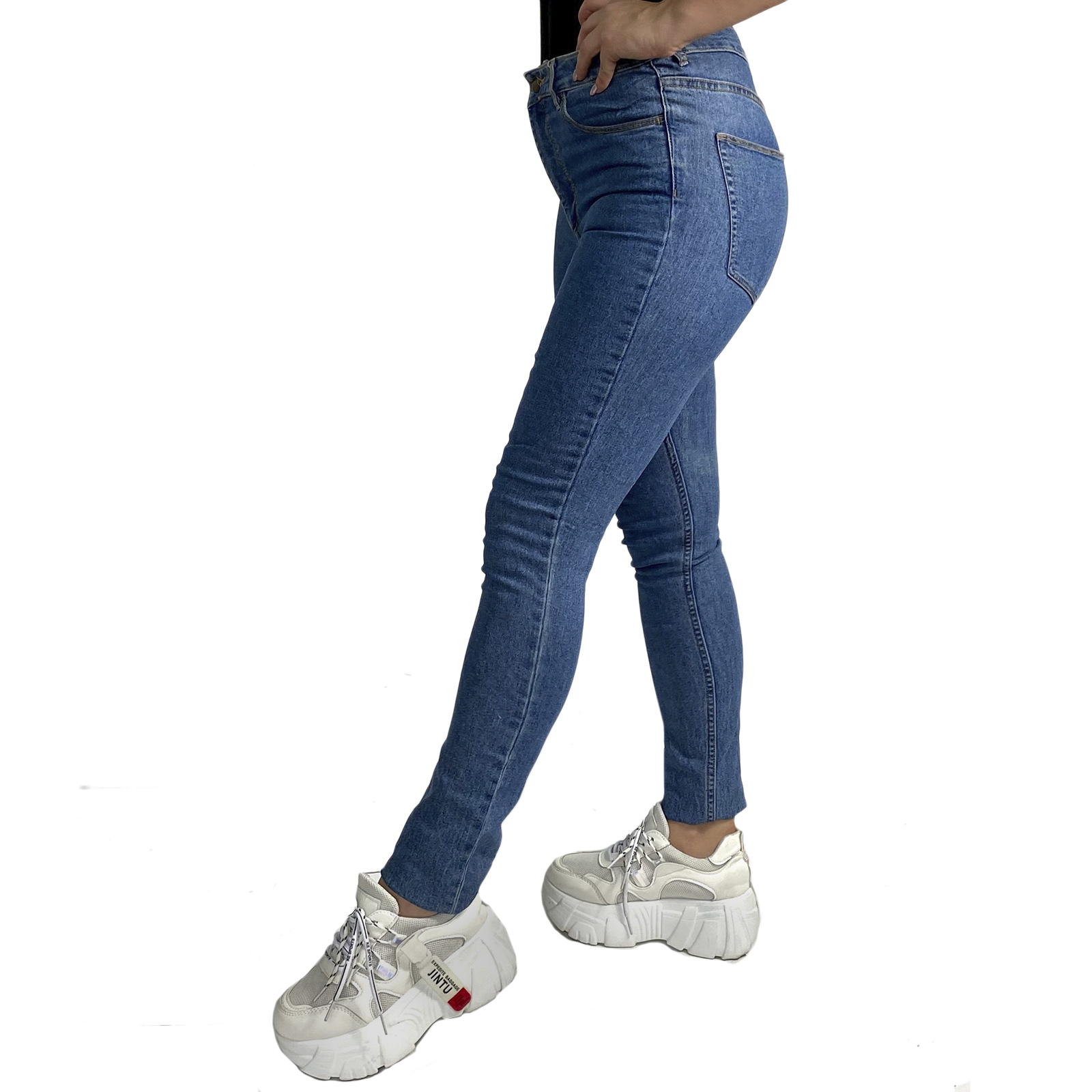Узкие женские джинсы – все размеры и быстрая доставка