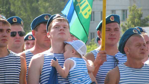 Ивановские десантники готовы передавать свой опыт из поколения в поколение