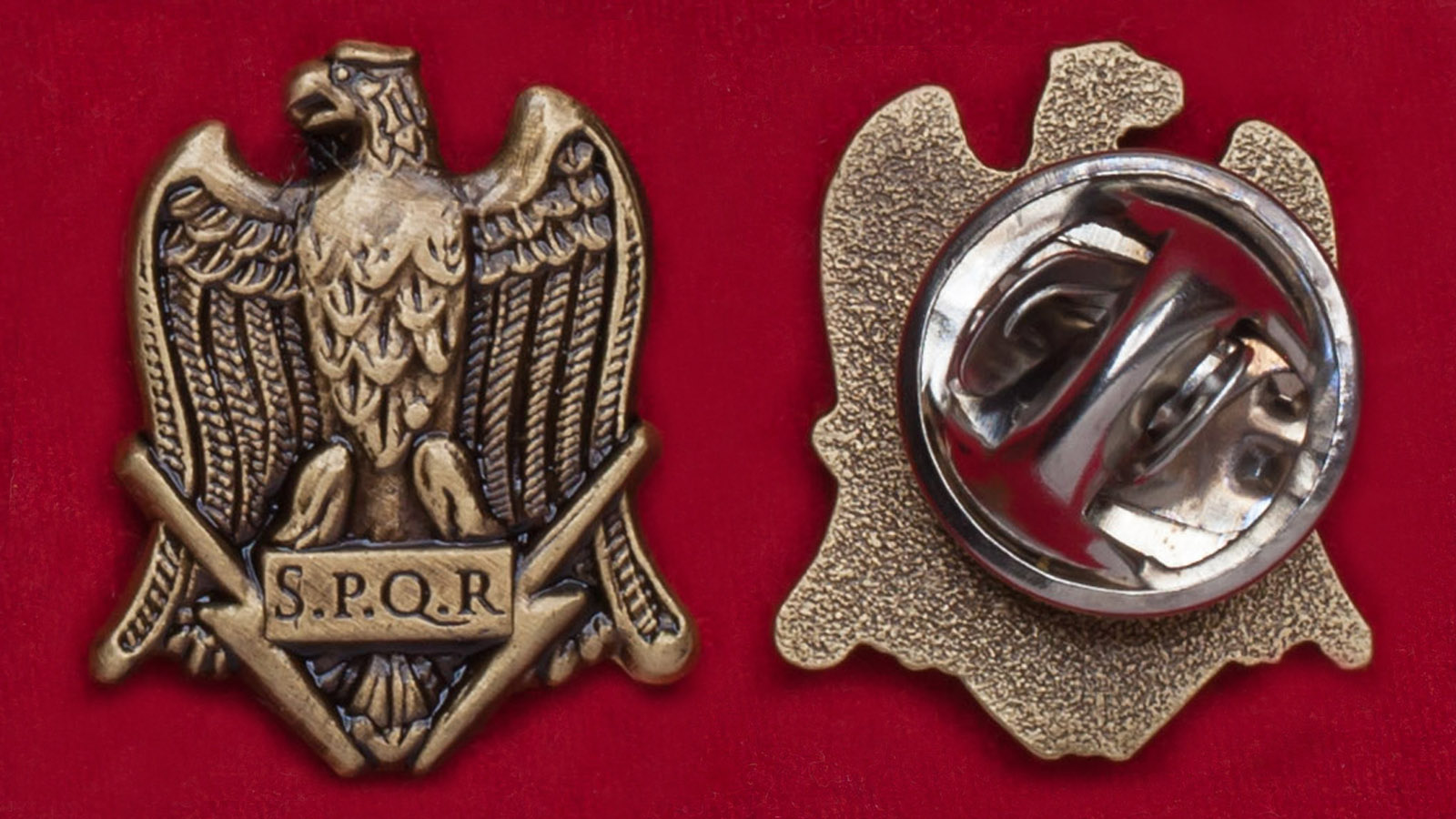 Значок с гербом Римской империи