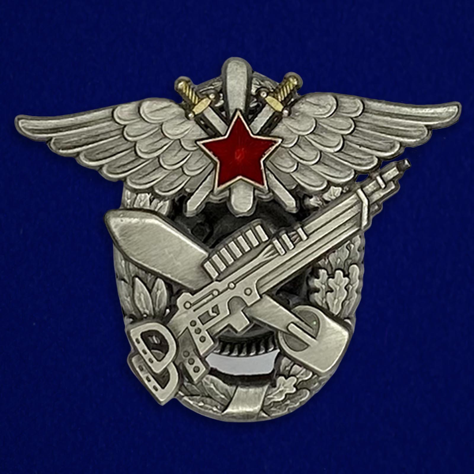 Знак 3-ей военной школы летчиков и летнабов на подставке в Военпро